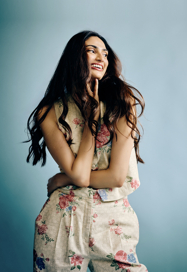 Athiya Shetty in Alex Vest