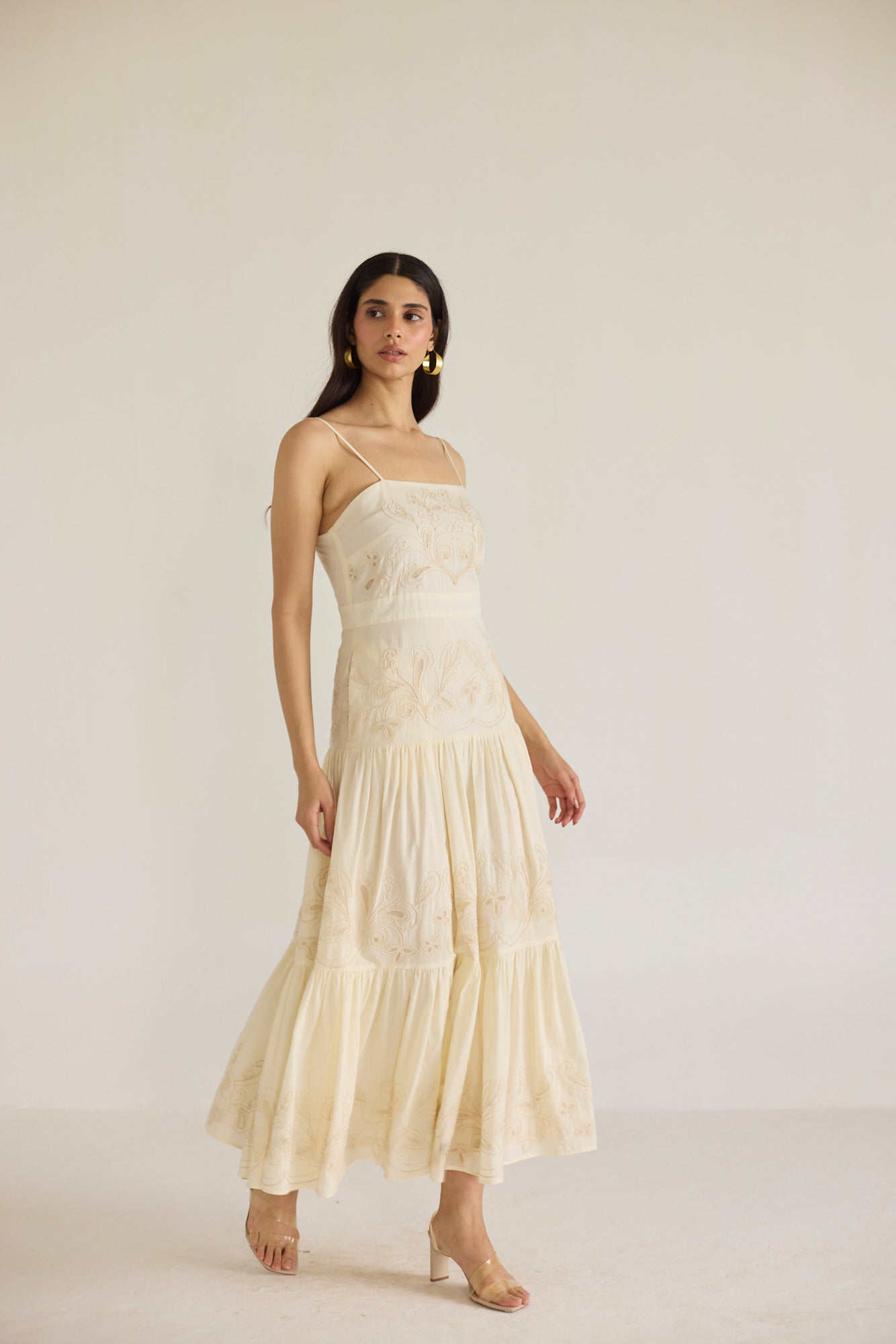 Katie NEW DELHI ロングドレス ethnic dress ベージュ - メルカリ
