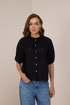 Black-01